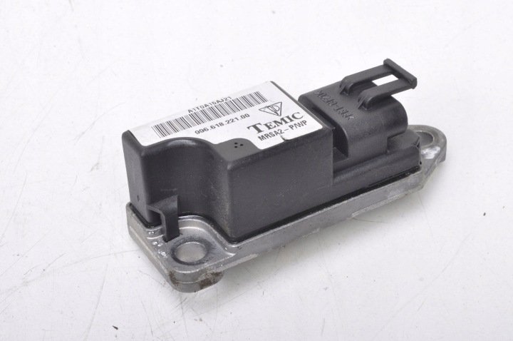 PORSCHE-911-996-CZUJNIK-UDERZENIA-SENSOR-99661822100 PORSCHE 911 996 CZUJNIK UDERZENIA SENSOR 99661822100