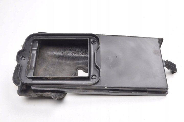 PORSCHE 911 997 POKRYWA DEKIEL FILTRA KABINOWEGO 99757252901