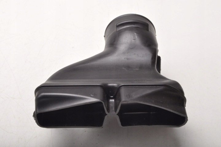 SUZUKI S-CROSS 1.5 HYBRYDA RURA DOLOT POWIETRZA 23R 13765-64T0