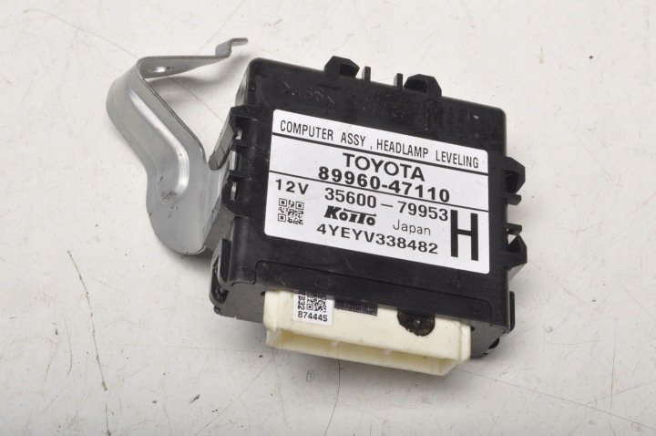 TOYOTA PRIUS III MODUŁ STEROWNIK PRZEKAŹNIK ŚWIATEŁ 89960-47110