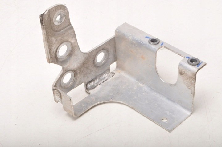 TOYOTA SUPRA MK5 BMW G29 UCHWYT MOCOWANIE PRAWY 7491716