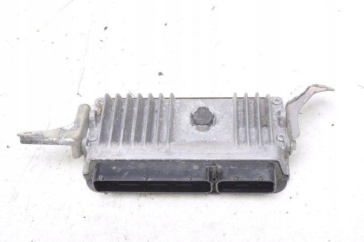 TOYOTA YARIS III 1.5 KOMPUTER SILNIKA 89661-0U170