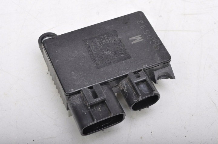 TOYOTA-YARIS-IV-1-5-HYBRYDA-MODUL-STEROWNIK-WENTYLATOROW-89257-K0020 TOYOTA YARIS IV 1.5 HYBRYDA MODUŁ STEROWNIK WENTYLATORÓW 89257-K0020